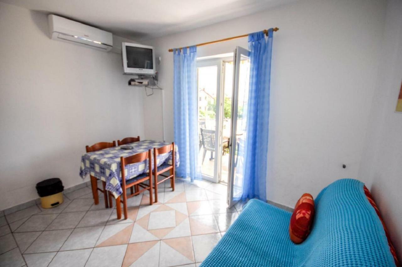 Ana M Apartments Novigrad  Exterior photo